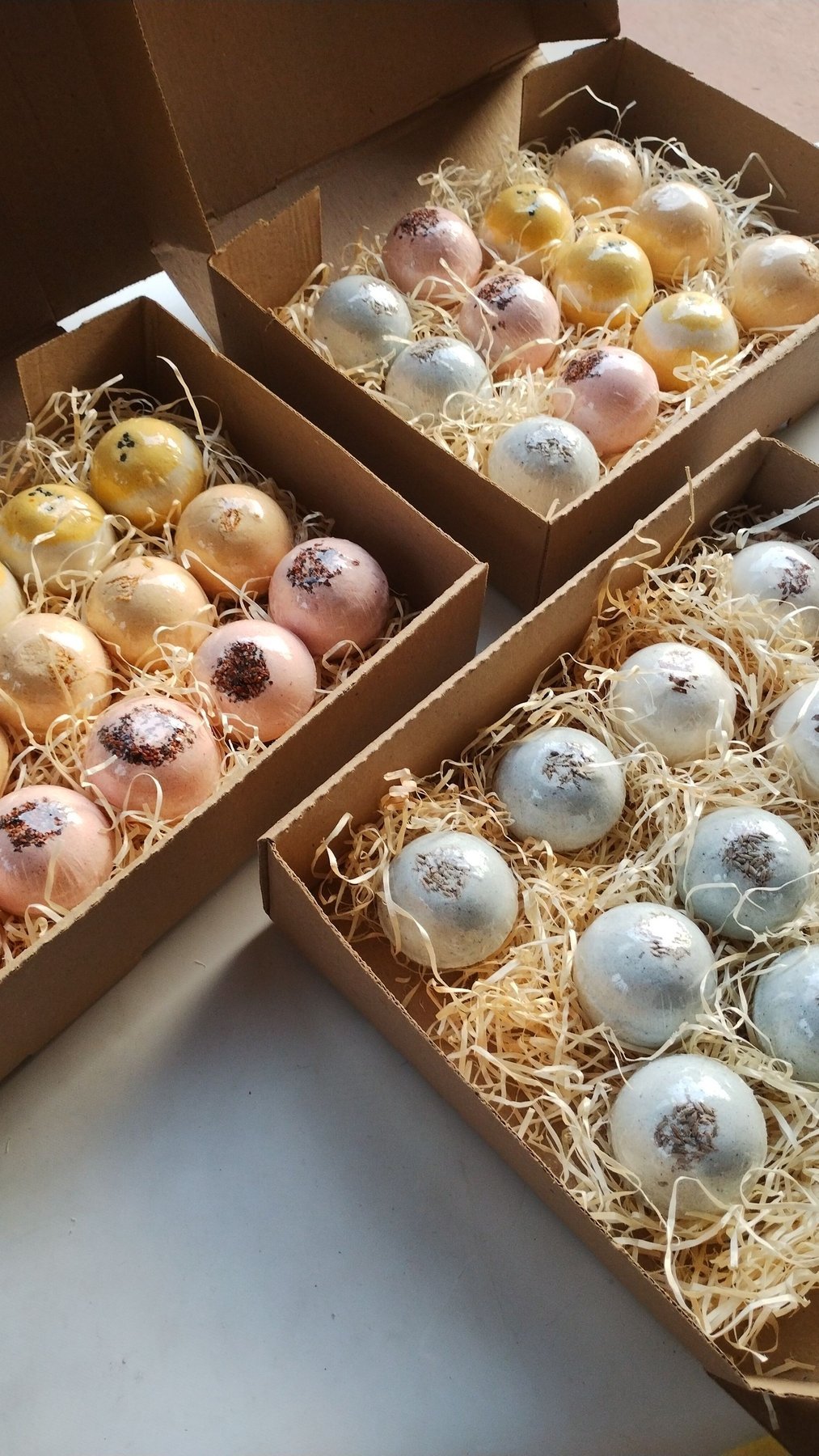 Bath Bomb Packaging: 8 Checks to Avoid Damp & Crumbs